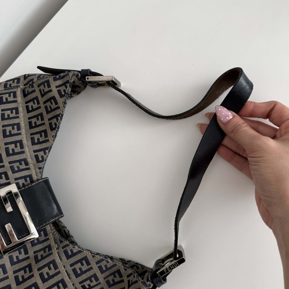 SOLD!! Fendi vintage Zucchino shoulder bag - Picture 5 of 16